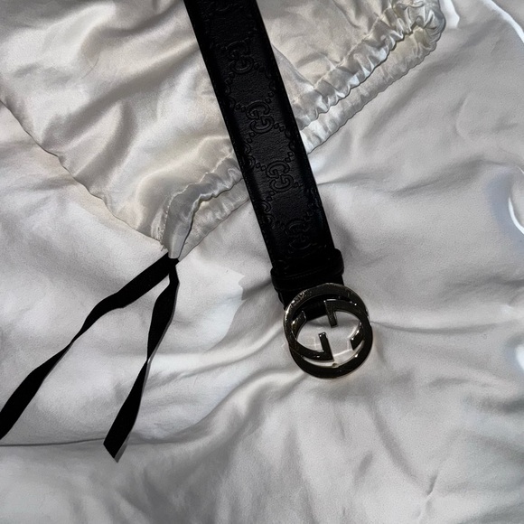Gucci Black Leather Belt with Gold Double G Buckle main image 9